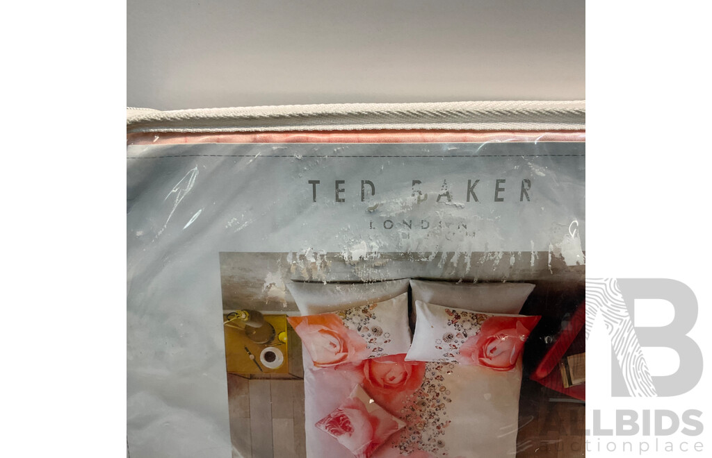 TED BAKER  Highgrove & Blenheim Jewels Quilt Cover ( King Size ) & Assorted of Pillow Case - Lot of 5