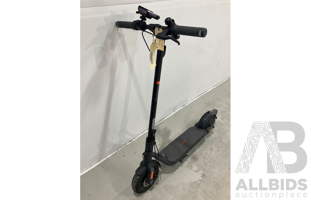 Segway-Ninebot F2 Electric KickScooter