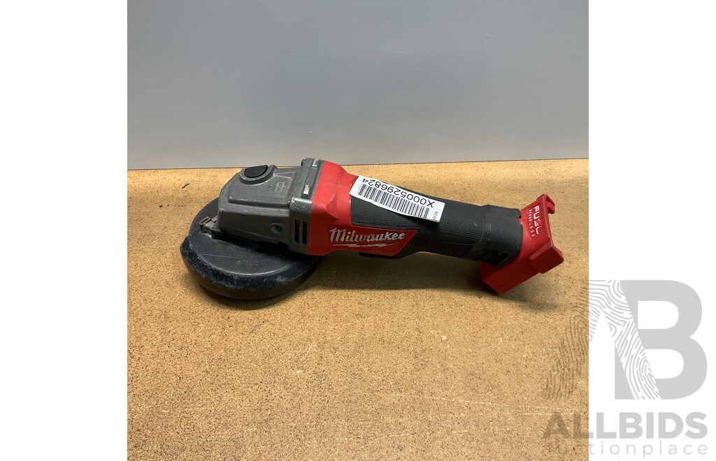 MILWAUKEE Power Tools - Lot of 8