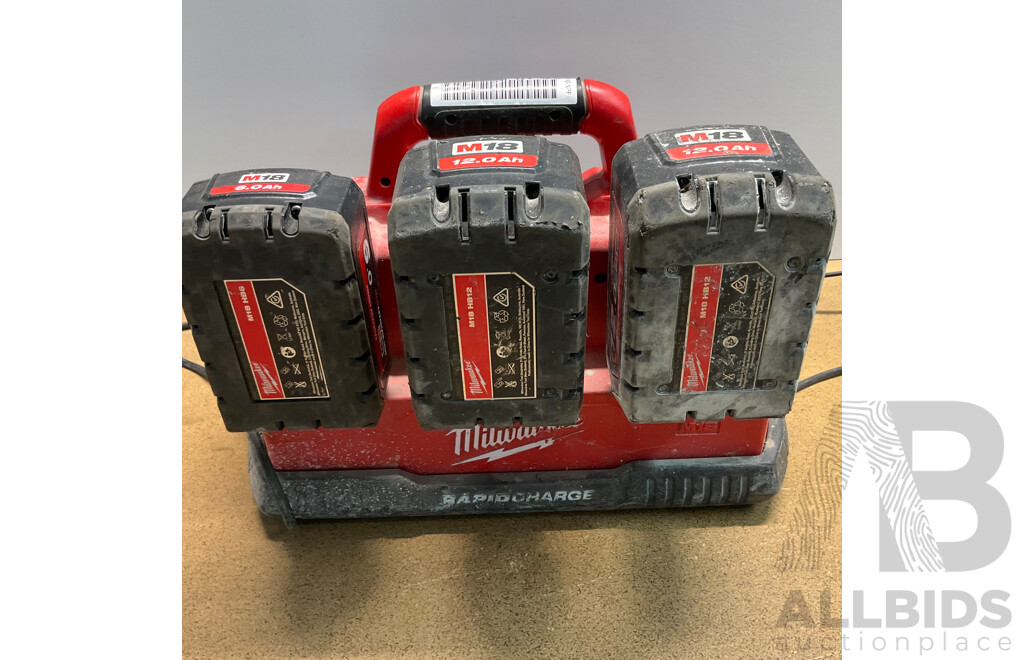 MILWAUKEE ( M12 & M18) Rapid Charge Station with 4 Battries