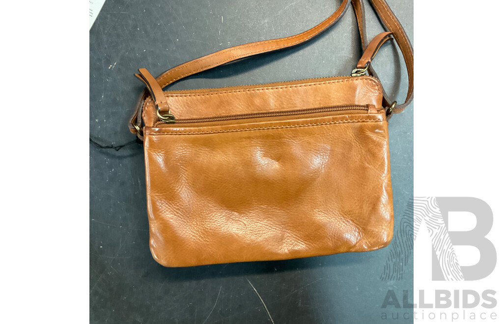 COLORADO, EVITY Tan Crossbody Bag & SKINKANDY Hinged Ring