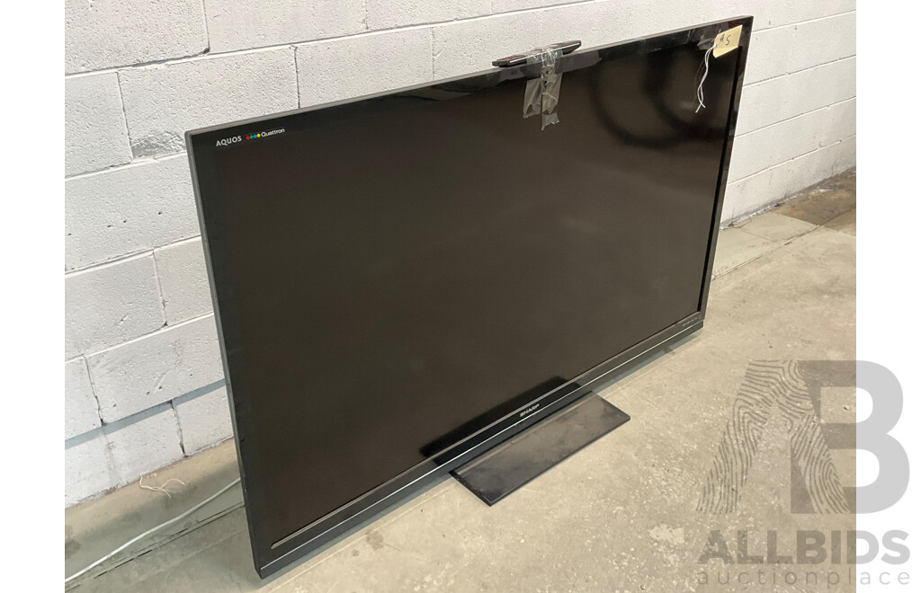 Sharp (LC-70LE735X) 70-inch TV