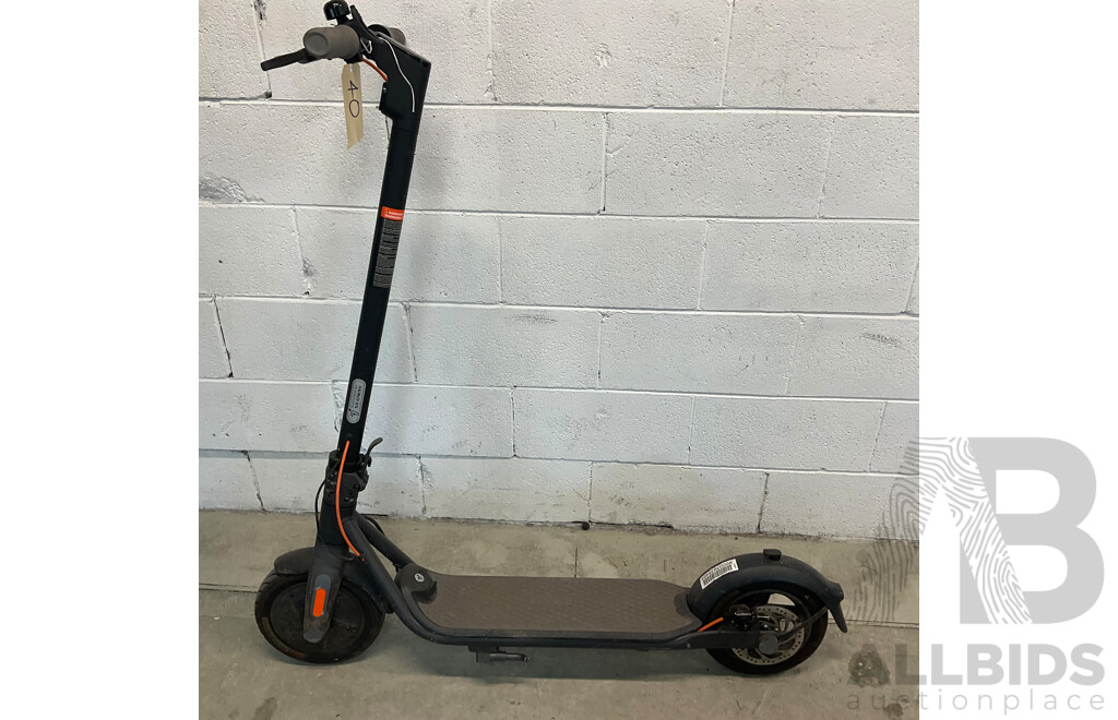 Ninebot F30 Electric Scooter - ORP $699.00