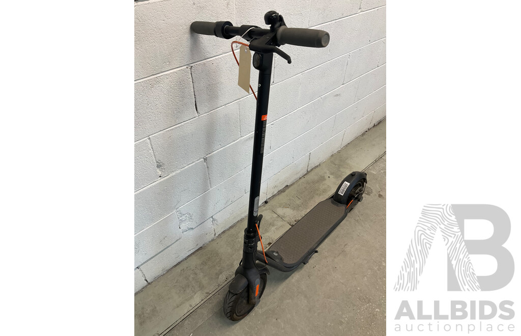 Ninebot F30 Electric Scooter - ORP $699.00