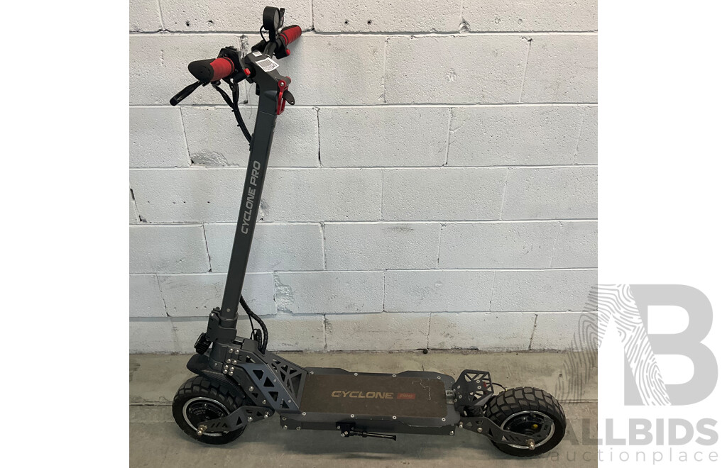 Cyclone Pro E-Scooter - ORP $1,999.00