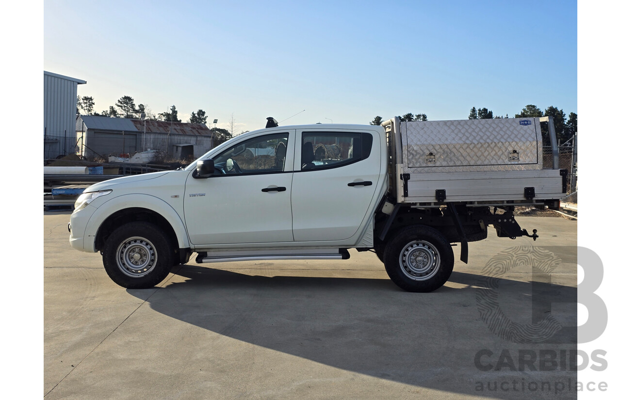 9/2015 Mitsubishi Triton GLX (4x4) MQ MY16 4d Dual Cab Chassis White Turbo Diesel 2.4L