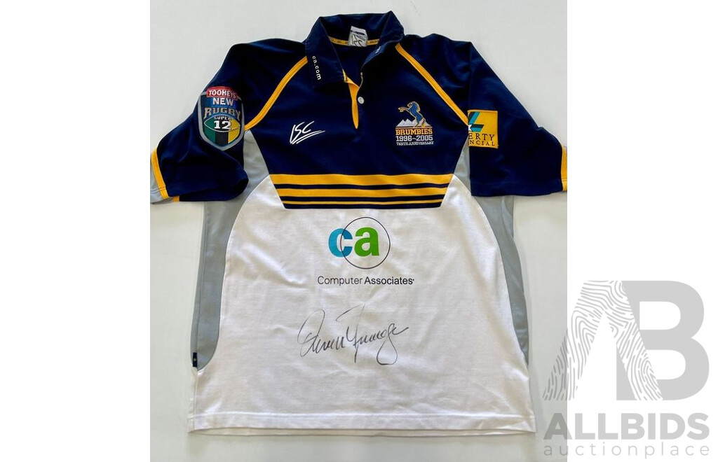 L16 - ACT Brumbies Jersey Signed by Owen Finegan