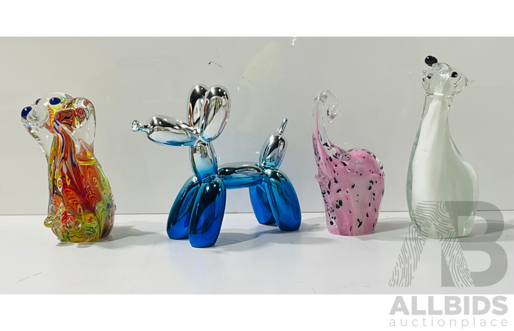 Collection of Four Glass Art Pieces in the Form of an Elephant, Polar Bear, Balloon Dog and Dog