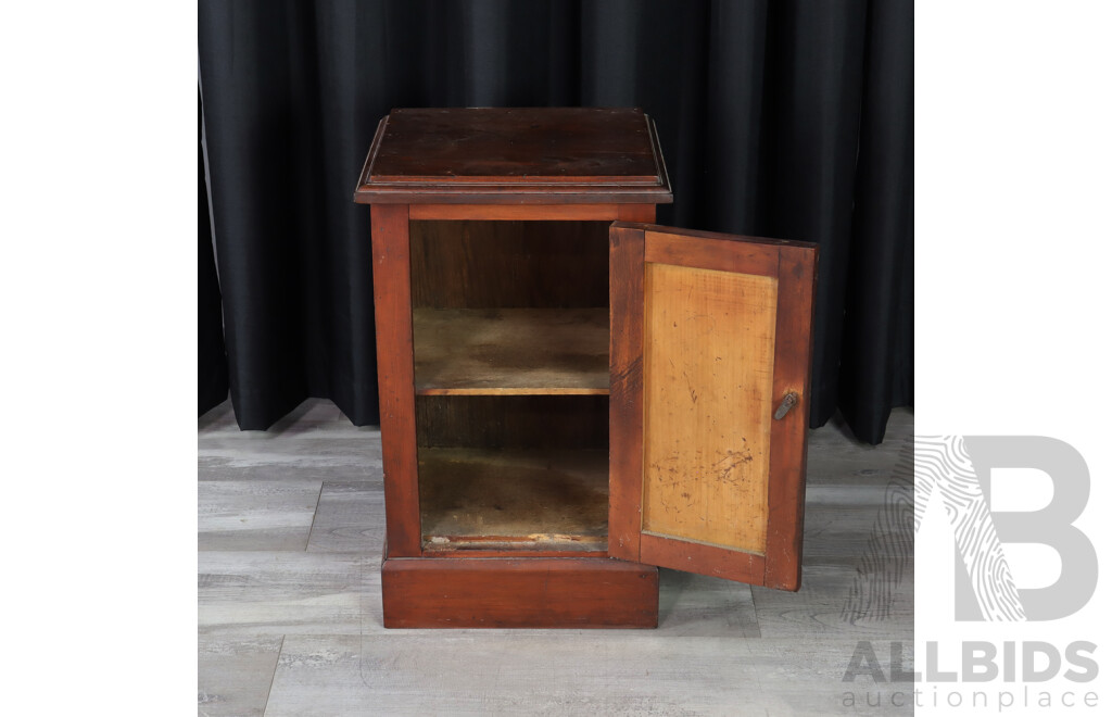 Timber Pot Cupboard