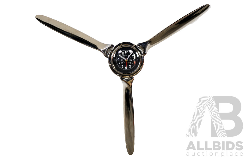 Metal Propeller Form Wall Clock