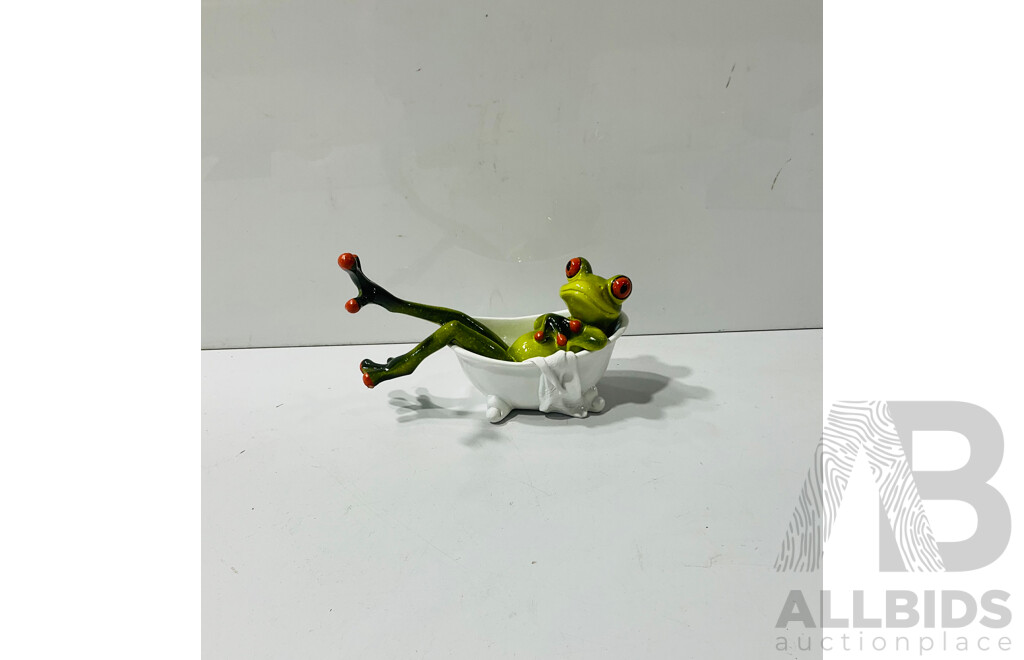 Composite Status of a Frog in a Bath