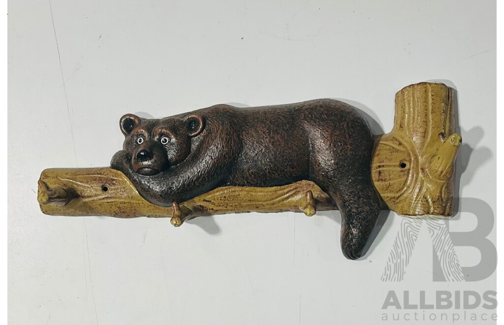 Reproduction Cast Iron Bear Shaped Wall-mounted Coat Rack