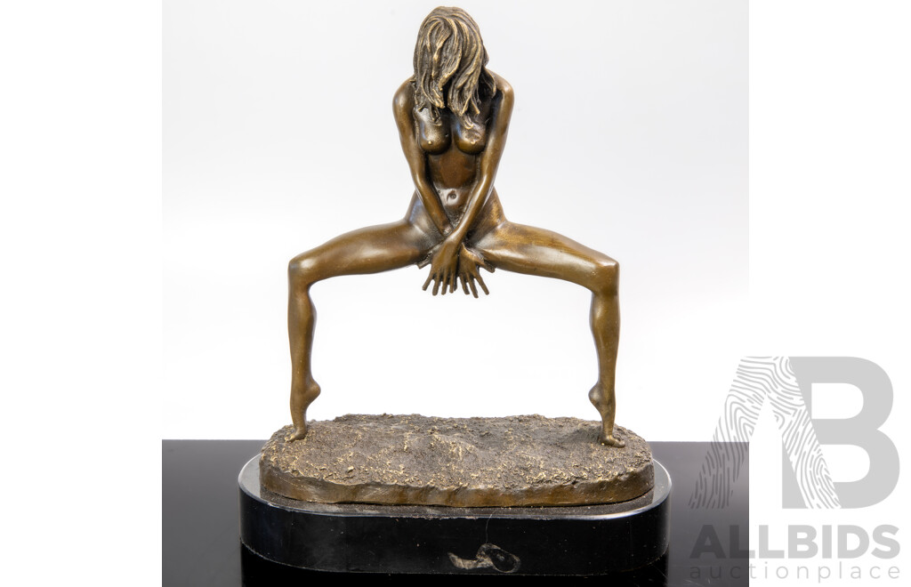 Bronze Naked Female Statue on Marble Soccle, Inscribed Aldo Vitaleh