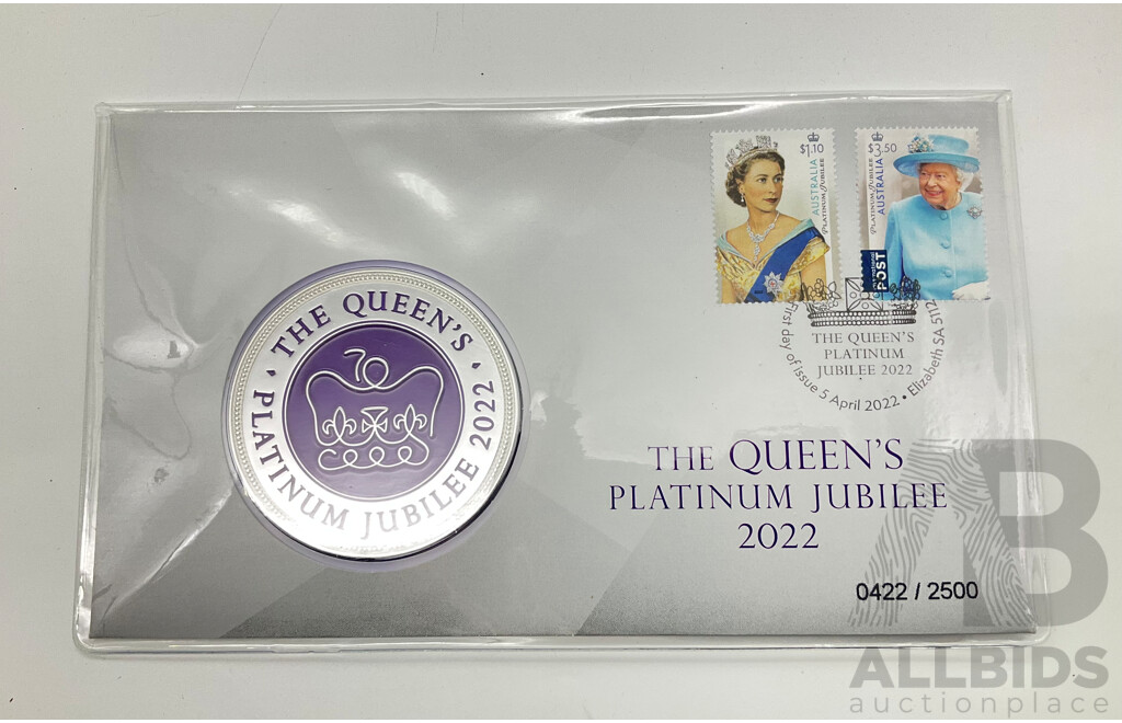 2022 Queens Platinum Jubilee Medallion and Stamps.