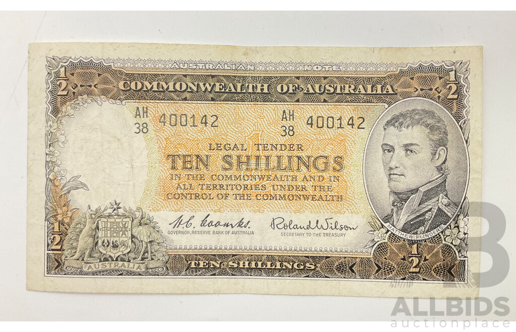 1961 R17 Coombs Wilson Ten Shilling Note AH38 400142.