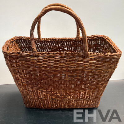 Vintage Globus Gateway Bag & Vintage EMRIK Bag & Wicker Picnic Suitcase/Basket - Lot of 5 