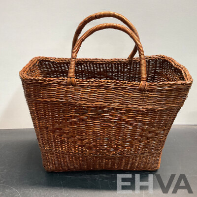 Vintage Globus Gateway Bag & Vintage EMRIK Bag & Wicker Picnic Suitcase/Basket - Lot of 5 