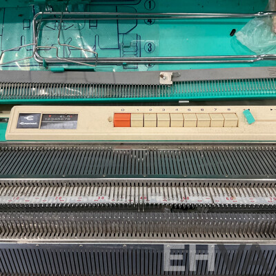 Vintage EMPISAL KR-680 Knitting Machine