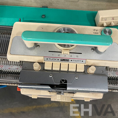 Vintage EMPISAL KR-680 Knitting Machine
