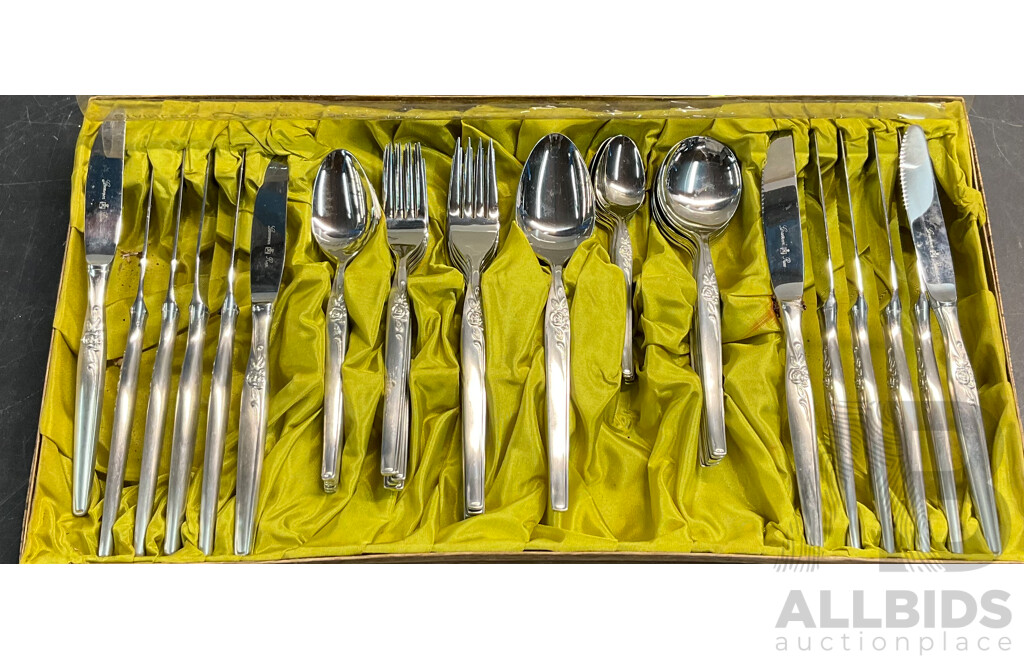 Vintage Grosvenor 18'8 Cutlery Set by Myttons Ltd