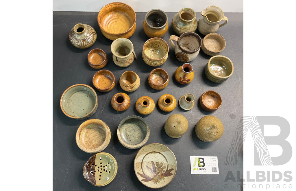 Collection of Hand Made Pottery /Ceramics - Lot of 27