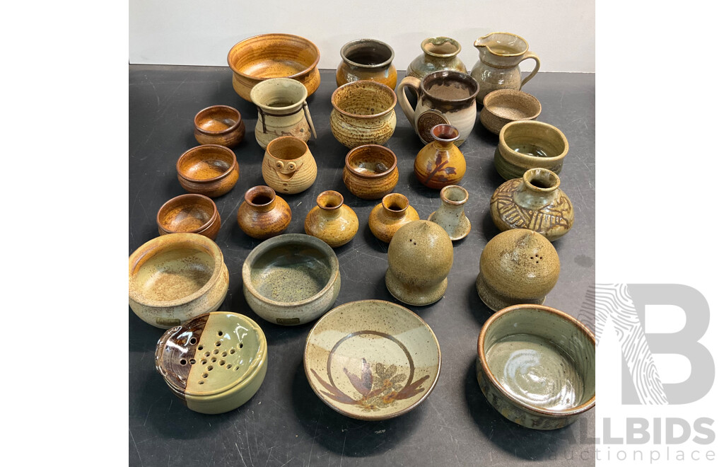 Collection of Hand Made Pottery /Ceramics - Lot of 27