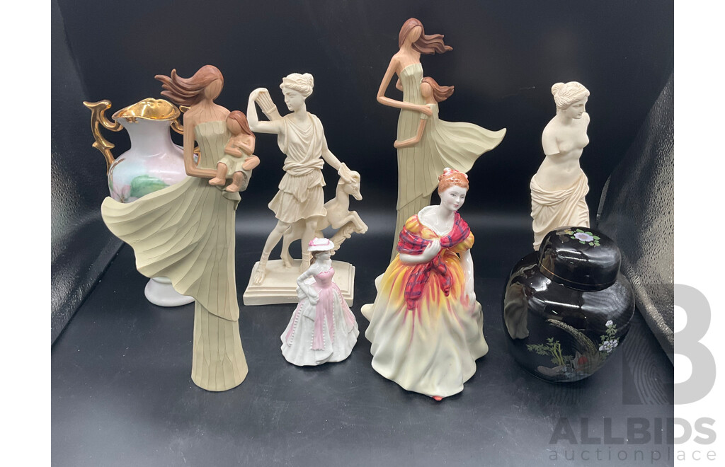 China Dolls, Willow Sculptures, Porcelain Vases, Japanese Fine Bone China