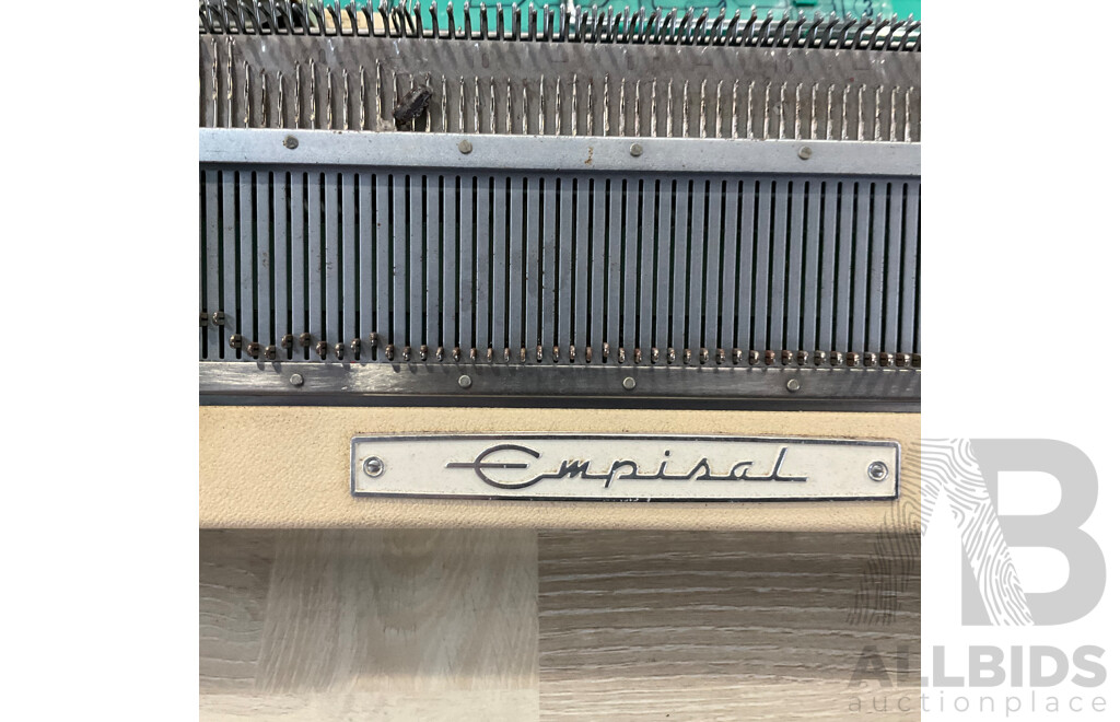 Vintage EMPISAL KR-680 Knitting Machine