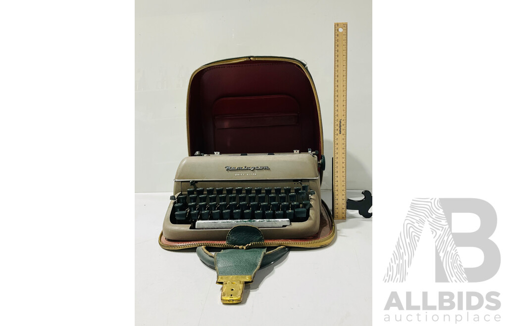 Vintage Remington Quiet-riter Typewriter with Leather Carrying Case