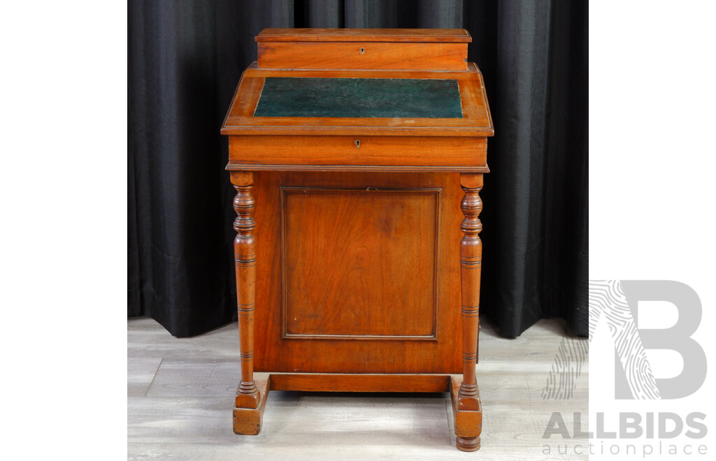 Edwardian Mahogany Davenport Desk