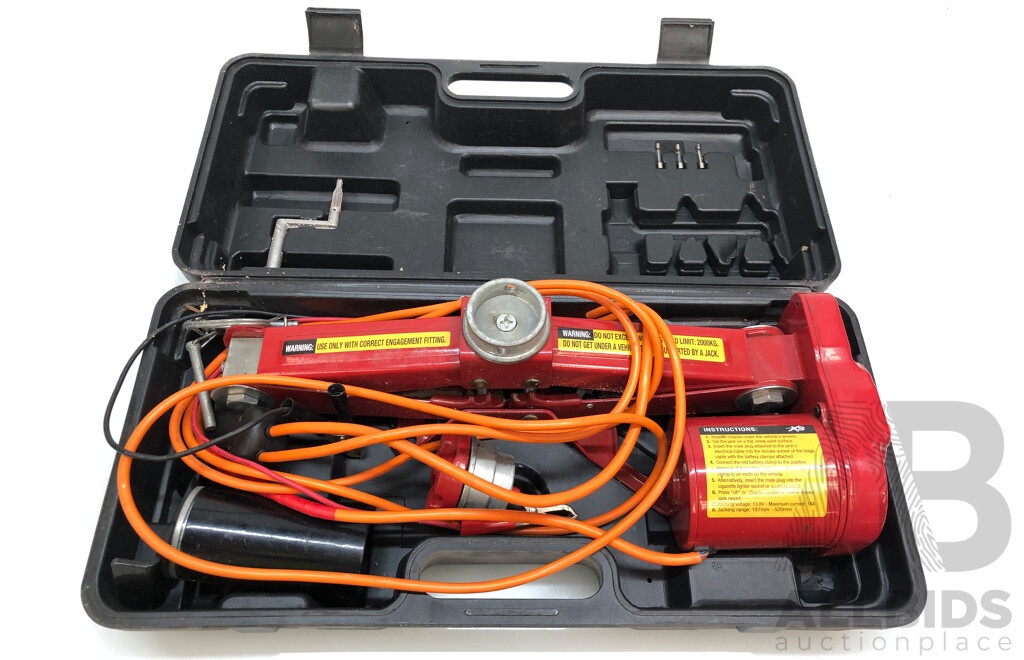 Auto XS 12 Volt 4WD Scissor Car Jack