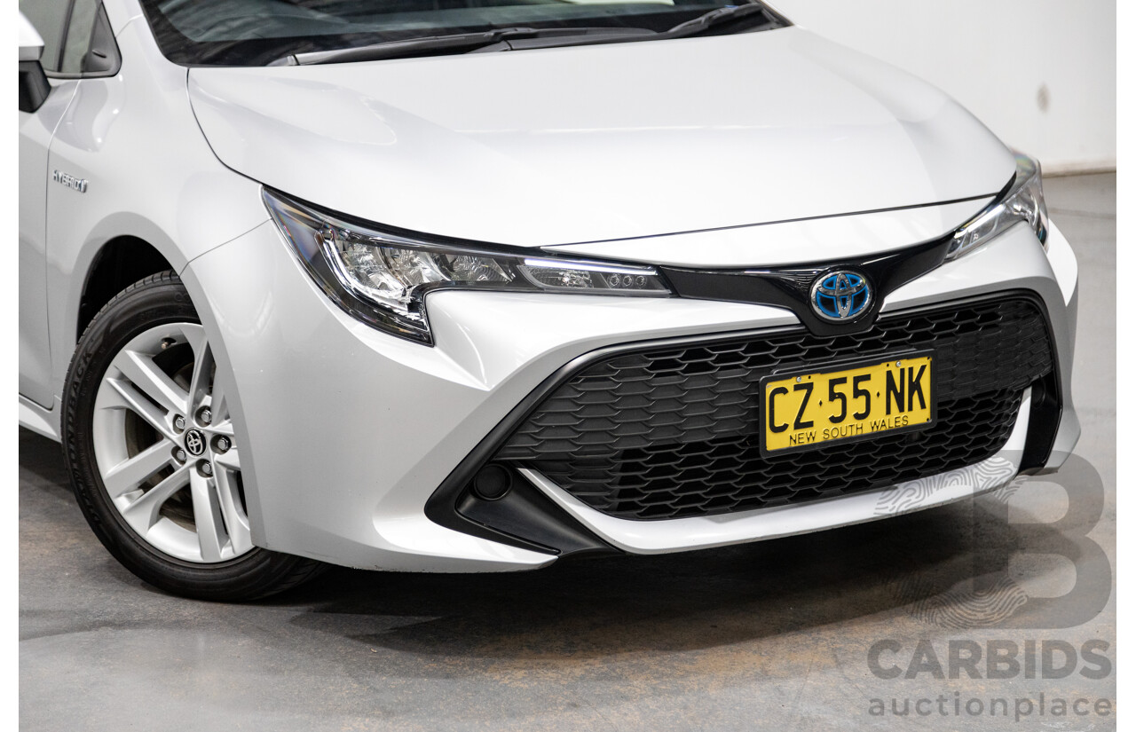 11/2020 Toyota Corolla Ascent Sport Hybrid ZWE211R MY21 4d Hatch Silver Pearl Metallic 1.8L / 90kW Hybrid