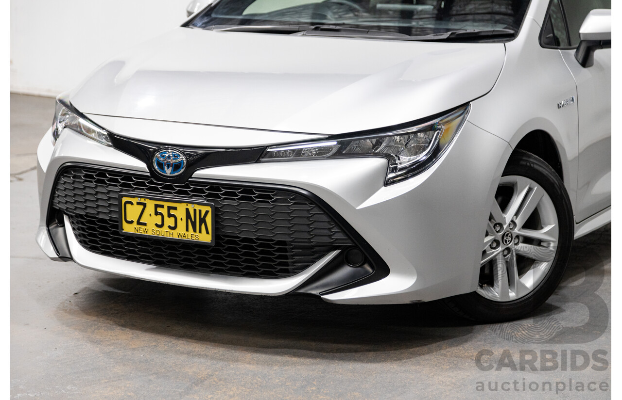 11/2020 Toyota Corolla Ascent Sport Hybrid ZWE211R MY21 4d Hatch Silver Pearl Metallic 1.8L / 90kW Hybrid