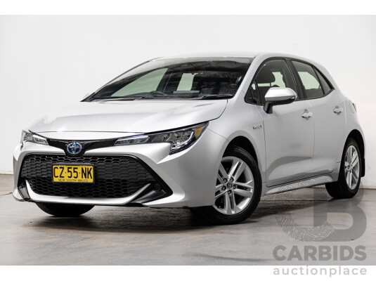 11/2020 Toyota Corolla Ascent Sport Hybrid ZWE211R MY21 4d Hatch Silver Pearl Metallic 1.8L / 90kW Hybrid