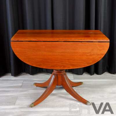 Late Edwardian Mahogany Drop Side Dining Table