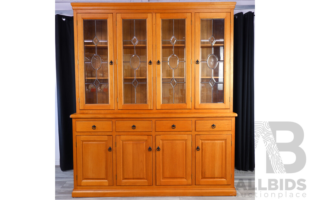 Modern Oak Kitchen Display Cabinet with Leadlight Doors