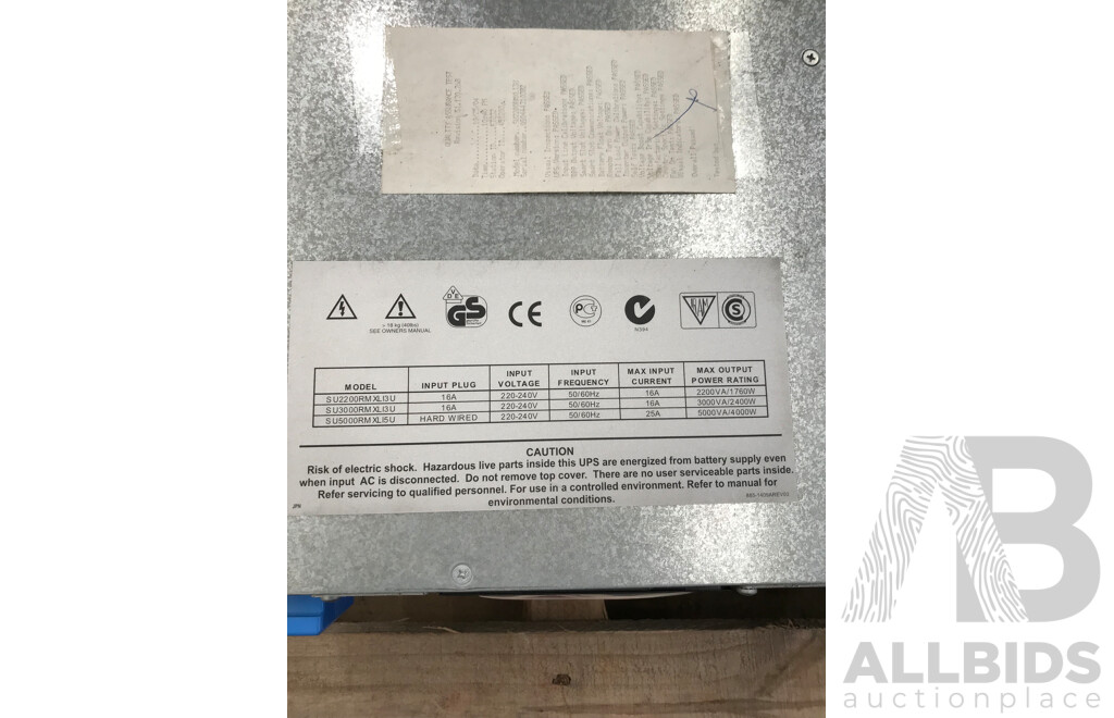 APC (SU2200RMXLI3U) 2200/3000 3U Rack Mount Smart-UPS