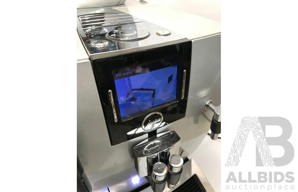 Jura Impressa X9 Coffee Machine