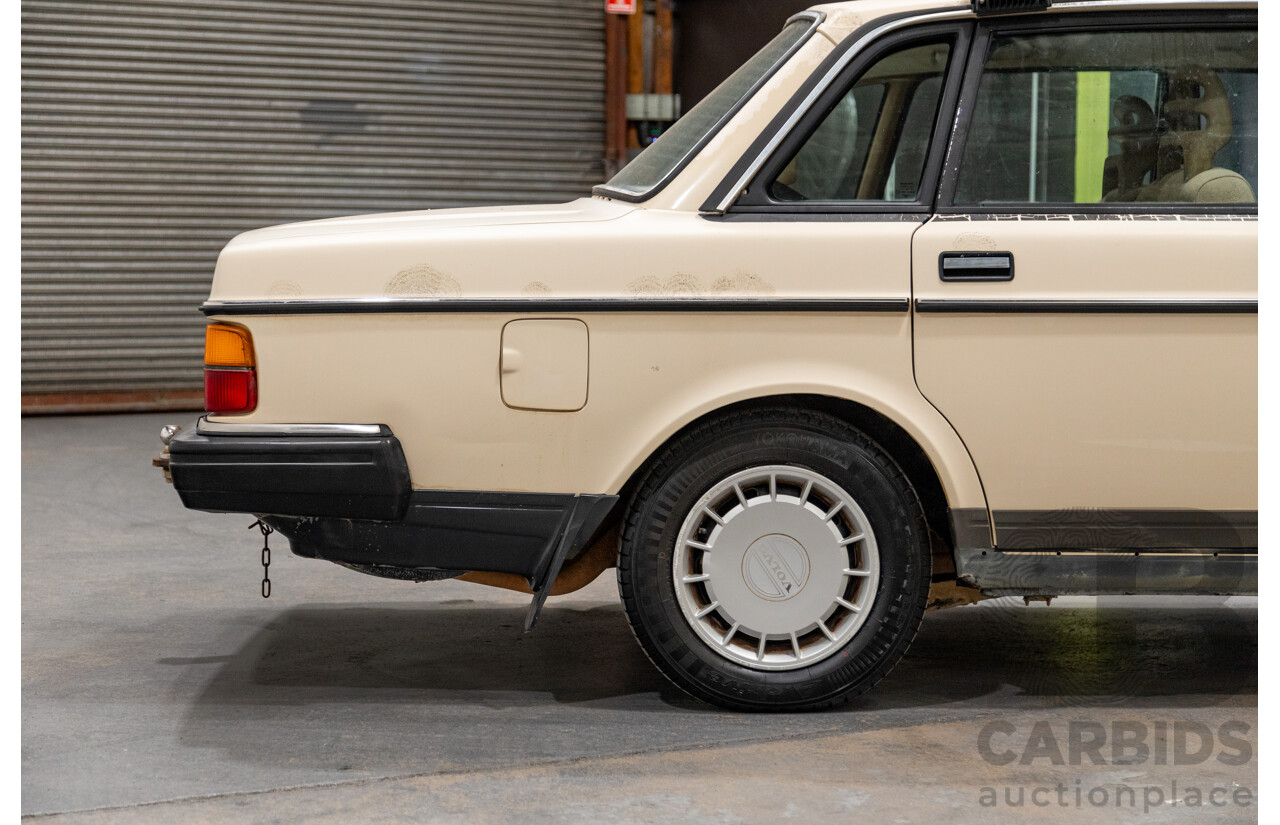 7/1989 Volvo 240 GL 4d Sedan Beige 2.3L