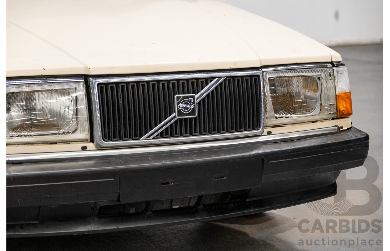 7/1989 Volvo 240 GL 4d Sedan Beige 2.3L