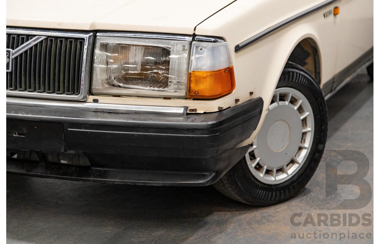 7/1989 Volvo 240 GL 4d Sedan Beige 2.3L