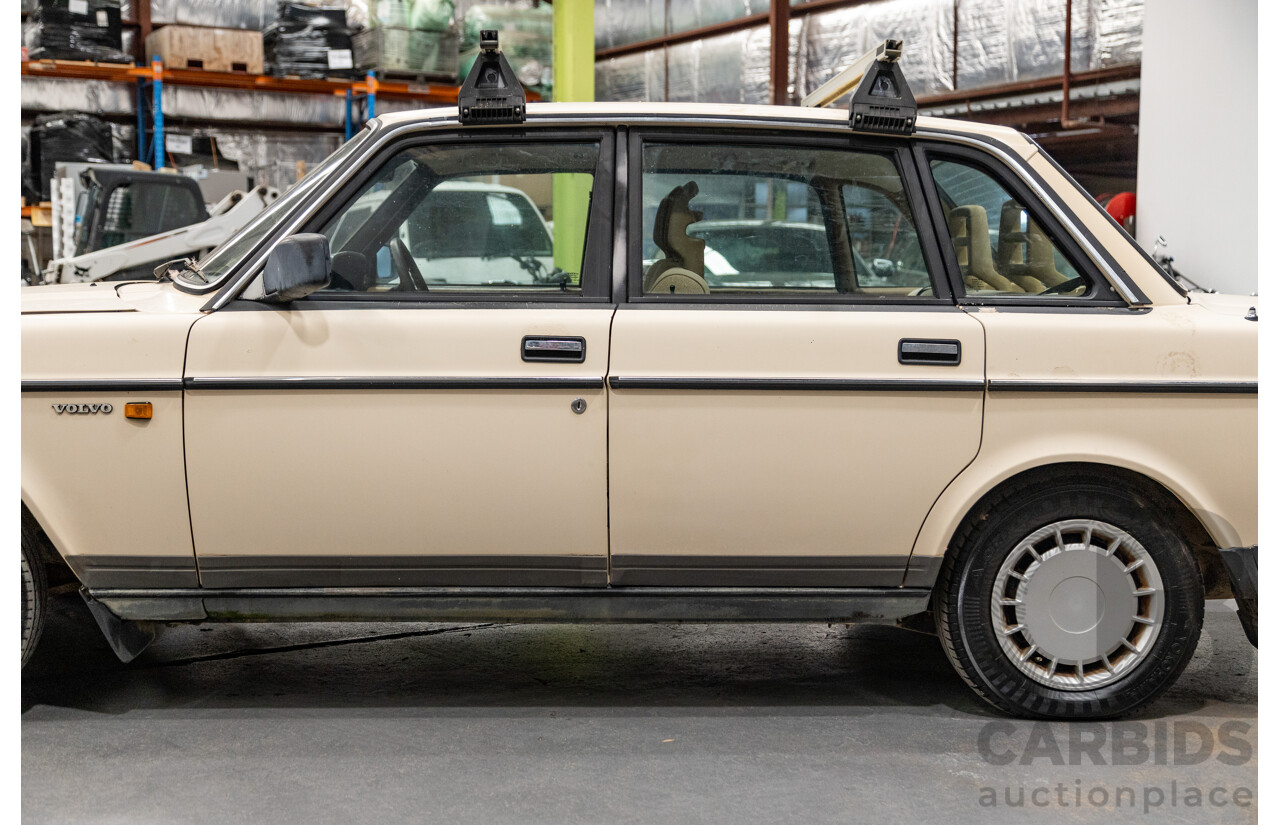 7/1989 Volvo 240 GL 4d Sedan Beige 2.3L