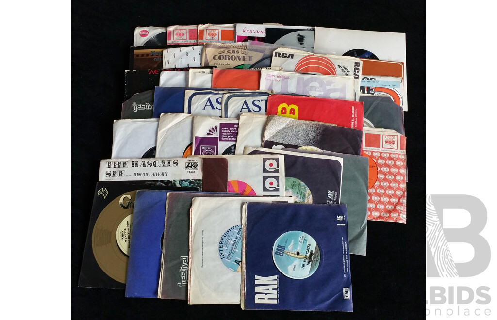 Large DJ Collection Approx 40 Seven Inch 45 Singles, Mostly 1960s & 1970s