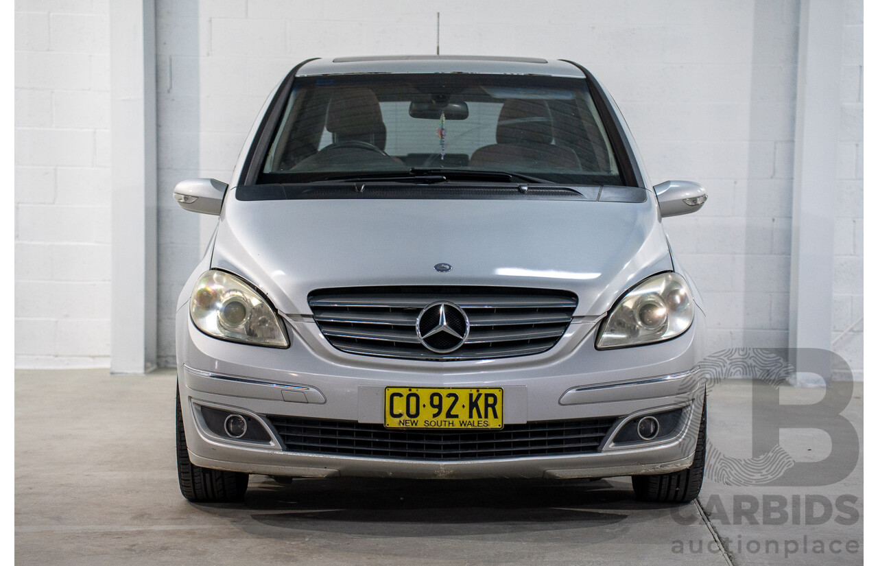 9/2005 Mercedes-Benz B200 245 5d Hatchback Polar Silver 2.0L