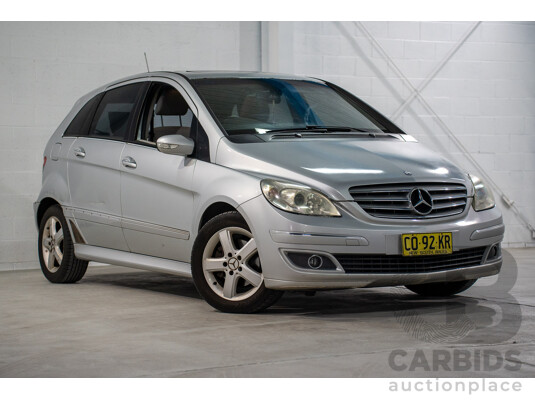 9/2005 Mercedes-Benz B200 245 5d Hatchback Polar Silver 2.0L