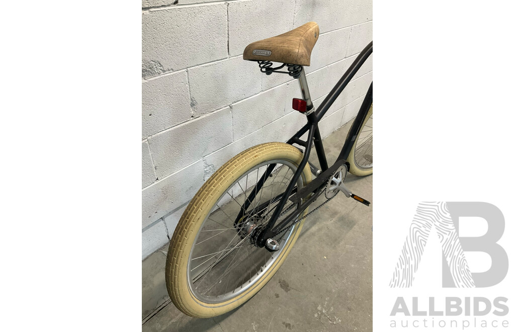 Black Cruiser Bike (47cm Frame)