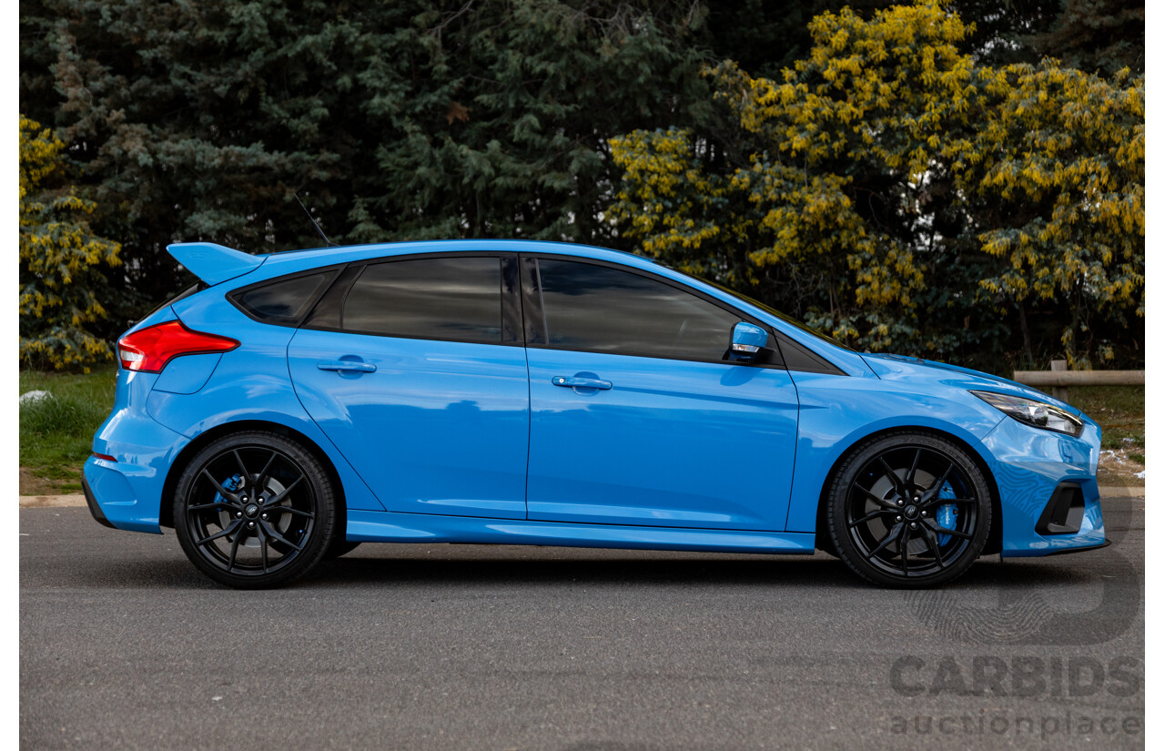 04/2017 Ford Focus RS (AWD) LZ MY17 4d Hatchback Nitrous Blue Turbo 2.3L