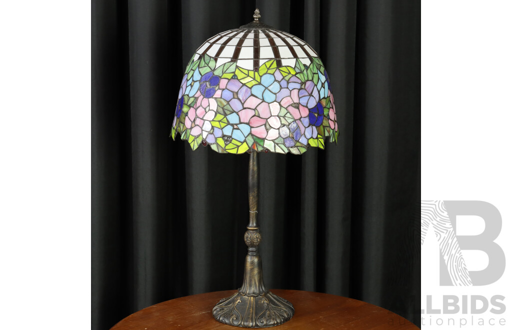 Tiffany Style Table Lamp