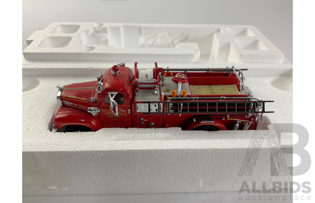 Matchbox Models of Yesteryear Fire Engine Series 1956 Mack B95 Pumper (YYM35810)