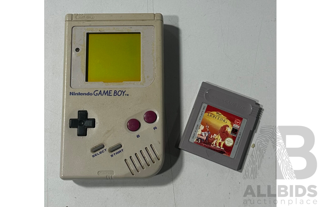 Retro Nintendo GAME BOY Console with the Lion King Video Game Cartridge